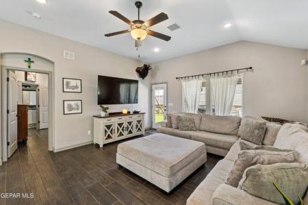 232 Reigate Drive, Horizon City, Техас 79928, Соединенные Штаты