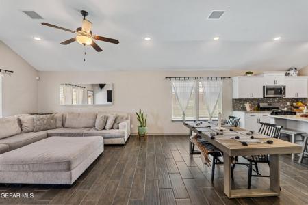 232 Reigate Drive, Horizon City, Техас 79928, Соединенные Штаты