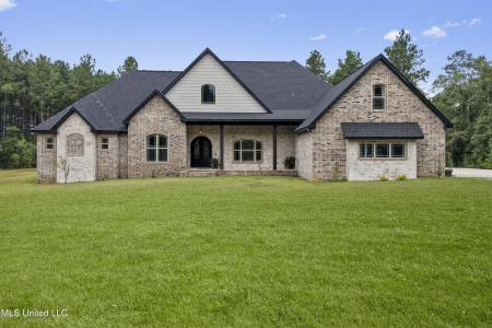 17341 Doc Lizana Road, Gulfport, Mississippi 39503, USA