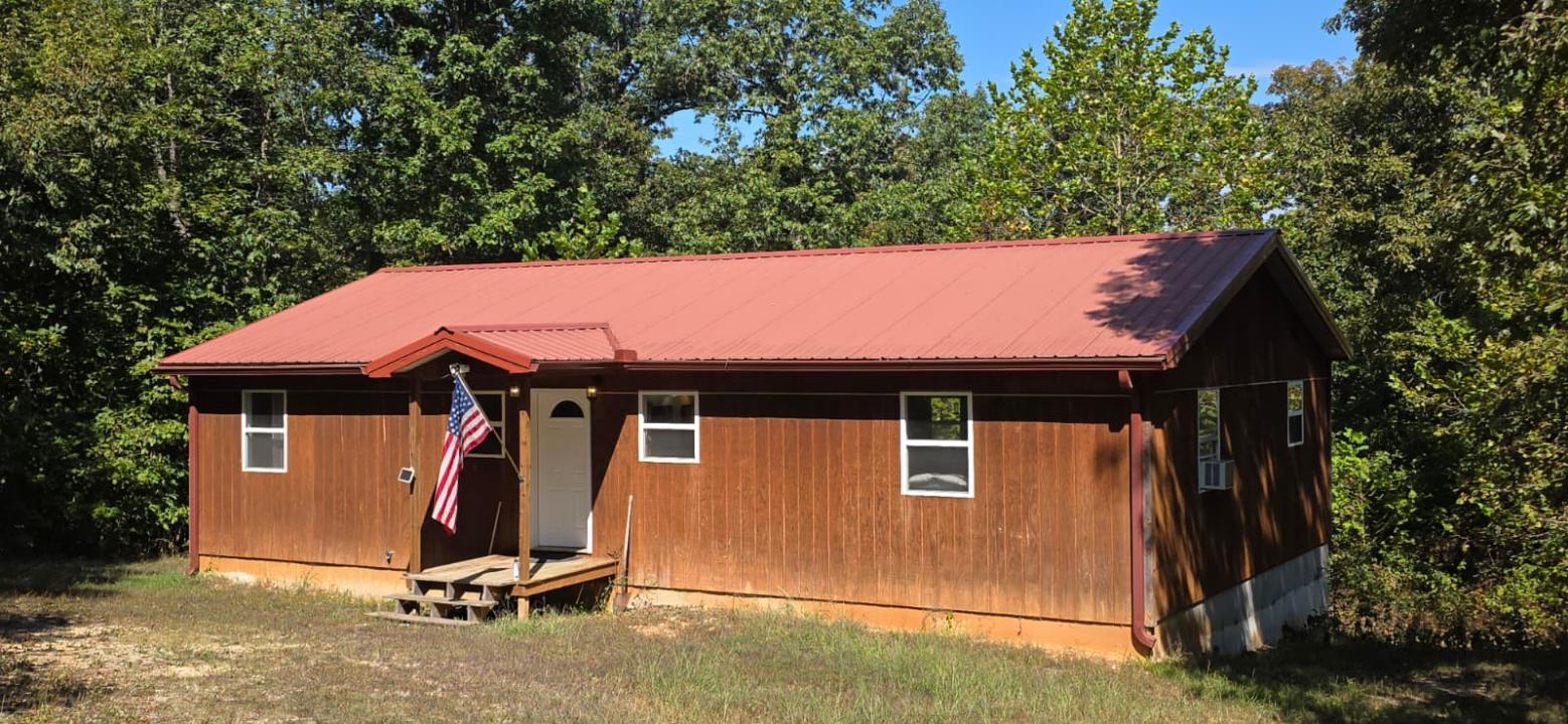 951 East County Road 206, Alton, Missouri 65606, USA