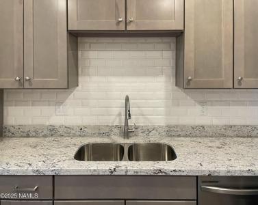 2950 W. Presidio Drive Unit #102, Bldg 1, Flagstaff, アリゾナ 86001, アメリカ合衆国