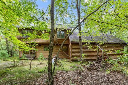 W2162 Otter Ponds Road, Keshena, Wisconsin 54135, USA