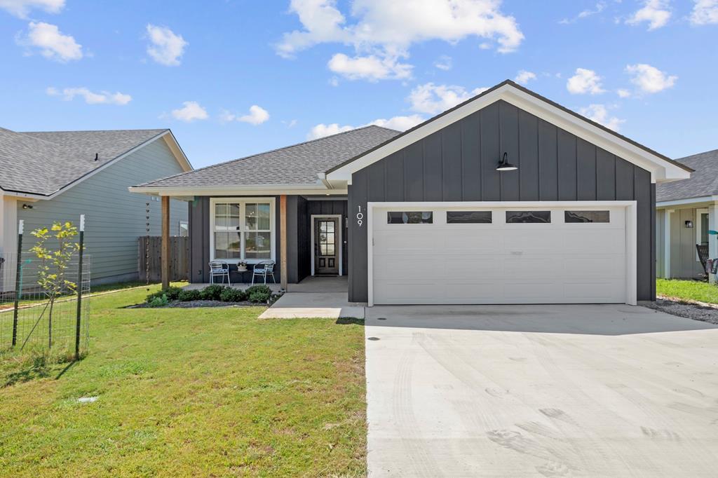 109 Feather Way, Fredericksburg, Texas 78624, Estados Unidos