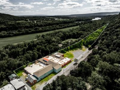 168-171 Bower Street EXT, Montgomery Borough, Pennsylvania 17752, USA