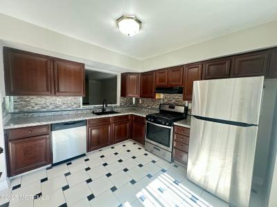 262 Fairfield Place, Morganville, New Jersey 07751, USA