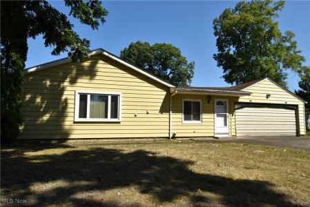 610 Clifton Drive NE, Howland, Ohio 44484, Stati Uniti