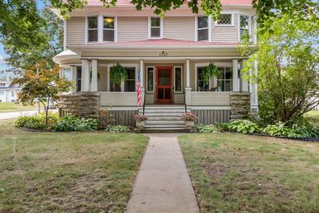 1757 Doty Street, Oshkosh, Wisconsin 54902-6947, USA