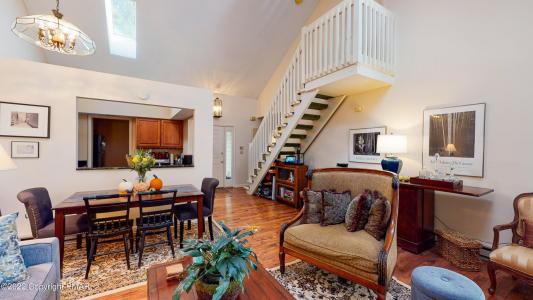 2169 Oak Hill Drive, Buck Hill Falls, Pennsylvania 18323