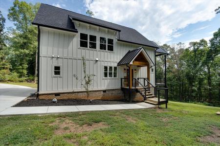 250 Riverview Drive, Jasper, Tennessee 37347, USA