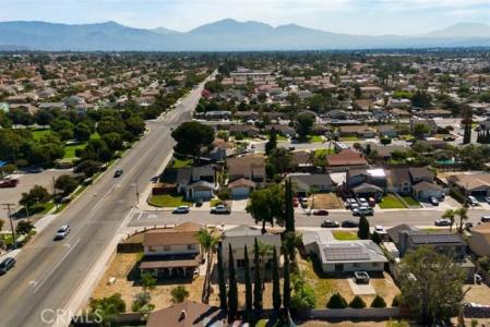 7724 Myles Court, Fontana, 加州 92336, 美國