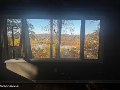 215 River Drive, Bloomsburg, Pennsylvania 17815