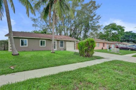 521 SW 83rd Avenue, North Lauderdale, Florida 33068, USA