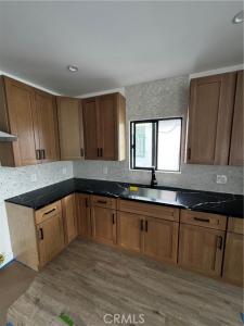 2228 W 73rd Street, Los Angeles, California 90043