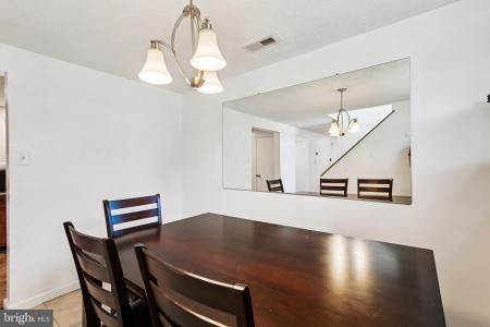 14308 Belleville Avenue, Woodbridge, Virginia 22193, USA