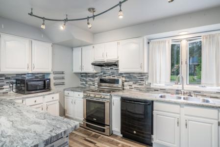 105 N Park Pl., Plymouth, 威斯康辛州 53073, 美國