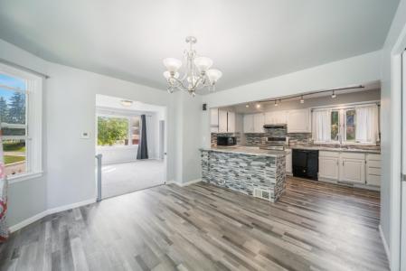 105 N Park Pl., Plymouth, 威斯康辛州 53073, 美國