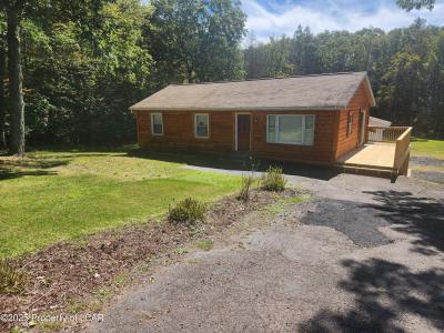 596 Pond Creek Road, White Haven, Pennsylvania 18661