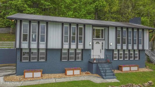 2212 Jones Bend Rd, Louisville, Tennessee 37777, USA