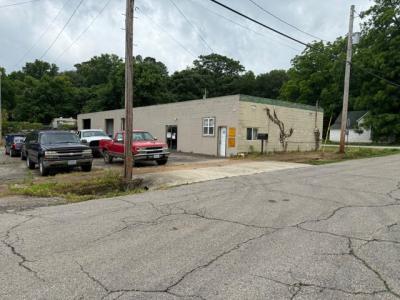 103 Vine St, Thayer, Missouri 65791, USA