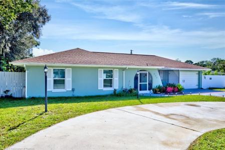 906 Corvette Avenue, Sebring, フロリダ 33872, アメリカ合衆国