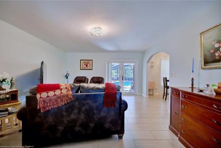 906 Corvette Avenue, Sebring, フロリダ 33872, アメリカ合衆国