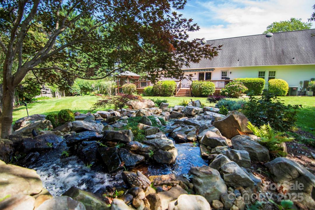 132 Serenity Circle, Hendersonville, شمال كارولينا 28792, الولايات المتحدة