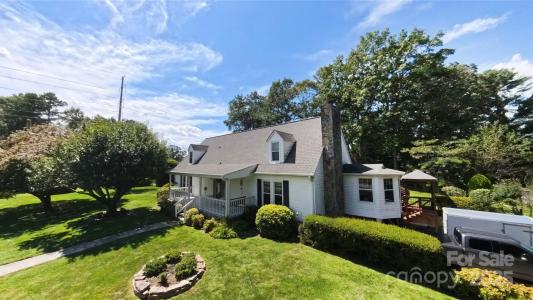 132 Serenity Circle, Hendersonville, شمال كارولينا 28792, الولايات المتحدة