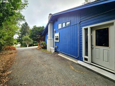 614 HASSETT ST, Brookings, Oregon 97415, Estados Unidos