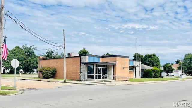 202 S Kingshighway Street, Sikeston, Missouri 63801