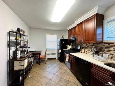 22 Pleasant Place, #2, Tuckahoe, New York 10707, USA