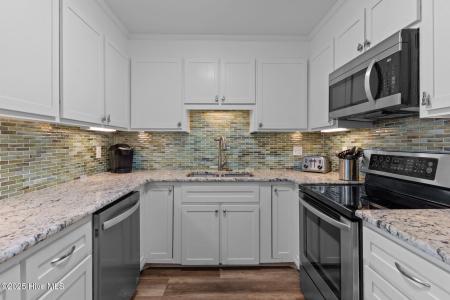 1308 Carolina Beach Avenue N , 3c, Carolina Beach, Karolina Północna 28428, USA