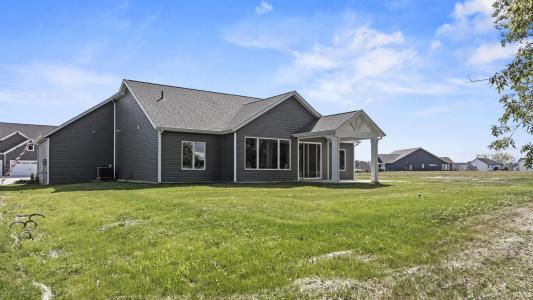 18017 Carne Cove, Leo, Indiana 46765