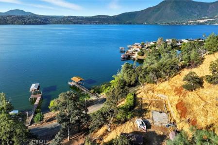 11280 Lakeshore Drive, Clearlake, Californie 95422, États-Unis