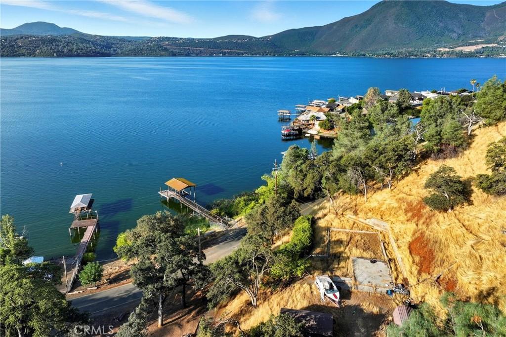11280 Lakeshore Drive, Clearlake, California 95422, Estados Unidos