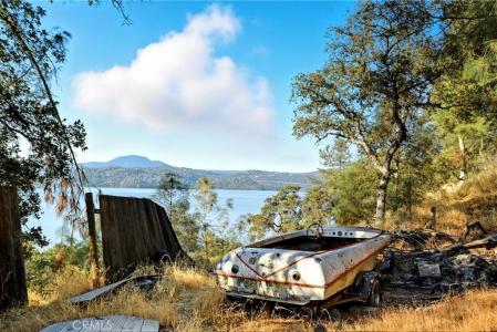 11280 Lakeshore Drive, Clearlake, California 95422, Estados Unidos