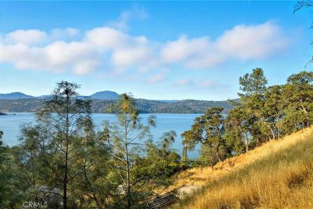 11280 Lakeshore Drive, Clearlake, California 95422, Estados Unidos