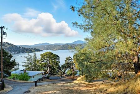 11280 Lakeshore Drive, Clearlake, California 95422, Estados Unidos