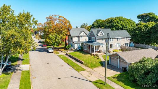 220 Iroquois, Laurium, Michigan 49913, USA