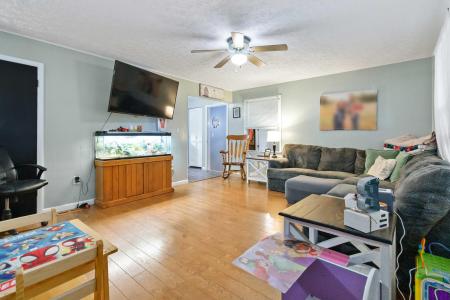 1466 Webb Ridge Road, Russell Springs, Kentucky 42642, Stati Uniti