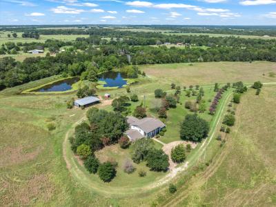 2503 VZCR 3804, Wills Point, Texas 75169