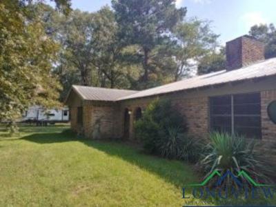 817 Cypress Drive, Karnack, Texas 75661