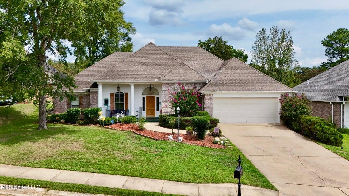 105 Glen Auburn Drive, Clinton, Mississippi 39056, Estados Unidos