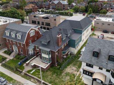 240 Mack Avenue Avenue, Detroit, Michigan 48201, USA