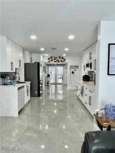 2351 Oleander Street, St James City, 佛罗里达州 33956, 美国