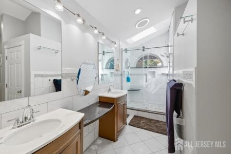 -87 Fairway Boulevard, Monroe, New Jersey 08831, Stati Uniti