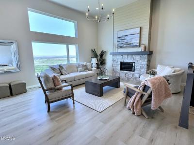 926 Beretta Street NW, Mandan, North Dakota 58554