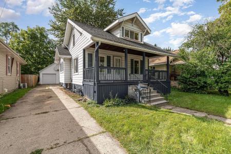 2133 Avon, Saginaw, Michigan 48602, USA