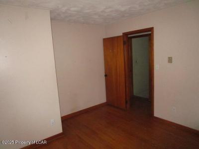 86 Fairview Drive, Nanticoke, Pennsylvania 18634