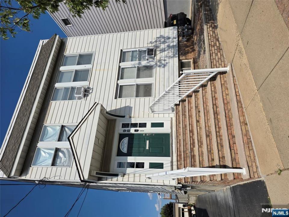 98 Arlington Boulevard, North Arlington, New Jersey 07031