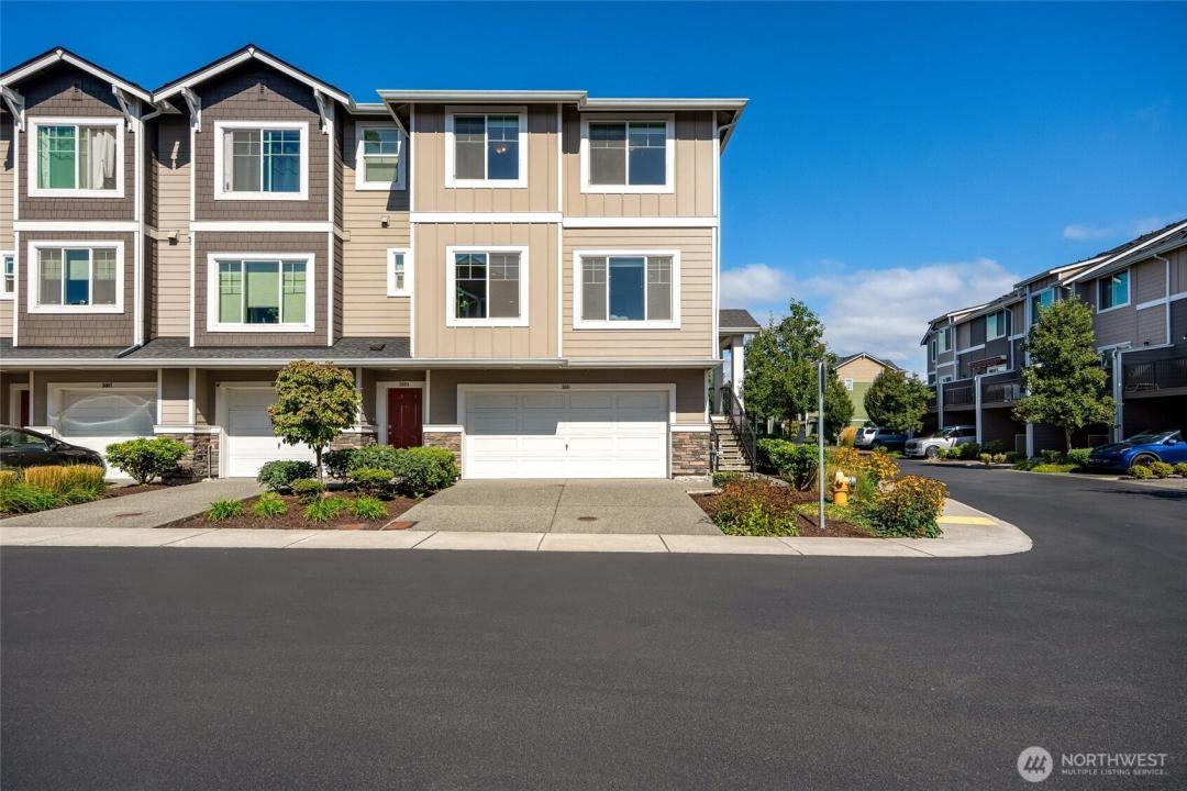 3011 35th Street, Everett, Washington 98201